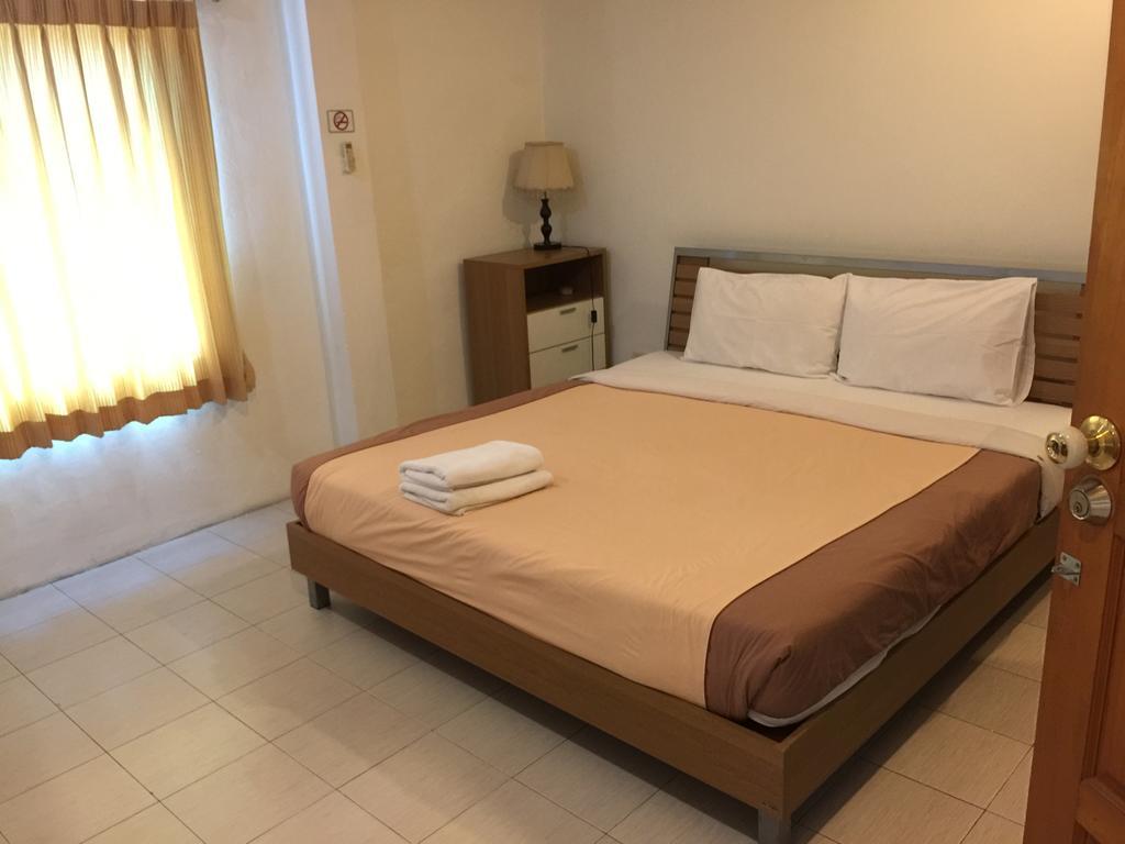 Piccolo Restaurant And Guest House Pattaya Dış mekan fotoğraf